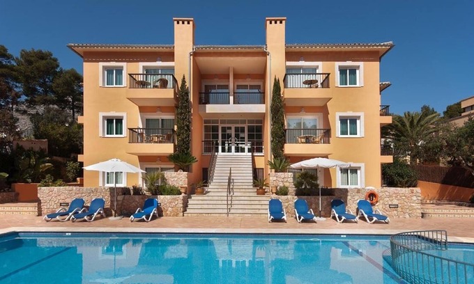 Cala San Vicente Apartment | 2 bedroom accommodation in Cala San Vincente