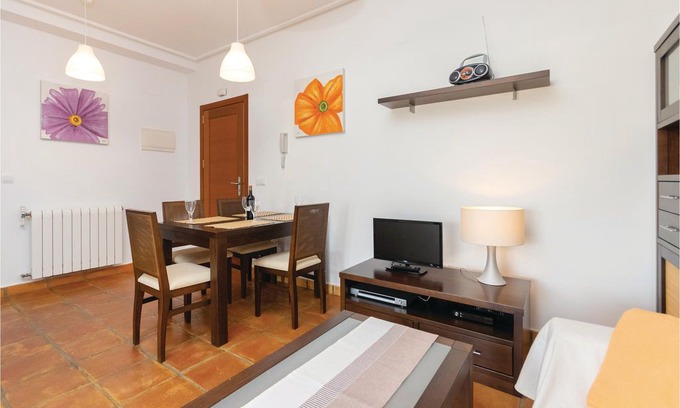 Caserio Los Tarquinos Apartment | 2 bedroom accommodation in Baños y Mendigo
