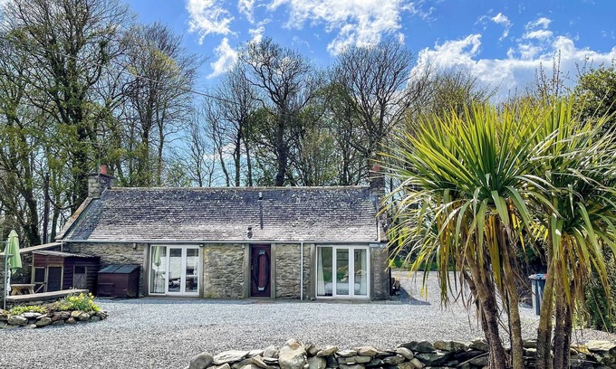 Glasserton Cottage | 2 bedroom accommodation in Glasserton, near Whithorn