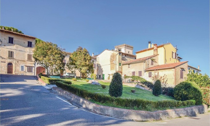 Montefoscoli Apartment | 2 bedroom accommodation in Montefoscoli PI