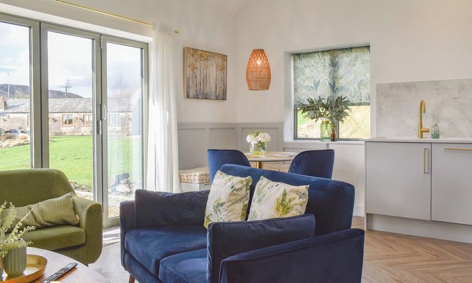 Littleborough Cottage | 2 bedroom accommodation in Summit, Littleborough near Todmorden
