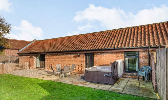 Dilham Cottage | 2 bedroom accommodation in Dilham, near North Walsham