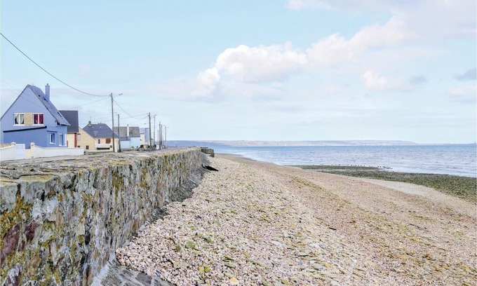 Saint-Marcouf House | 2 bedroom accommodation in Saint-Marcouf