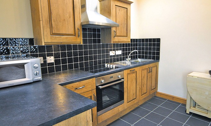 Rhyd-y-clafdy Cottage | 2 bedroom accommodation in Pistyll, near Pwllheli
