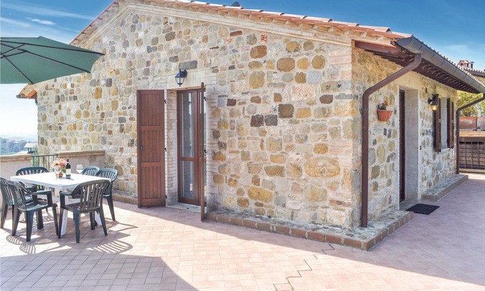 Collazzone Apartment | 2 bedroom accommodation in Collazzone PG