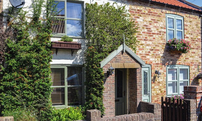 Woodmansey Cottage | 2 bedroom accommodation in Dunswell, near Hull