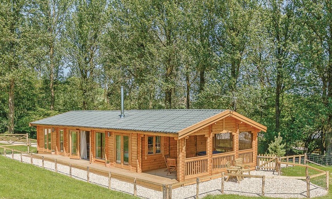 Crewkerne House | 2 bedroom accommodation in Crewkerne