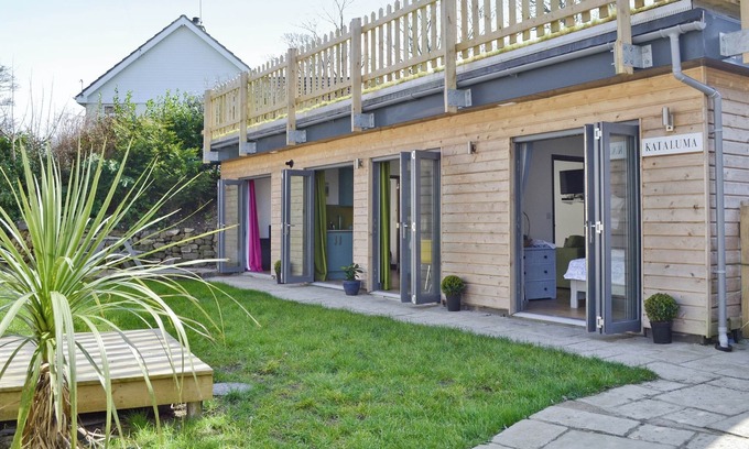 Germoe Cottage | 2 bedroom accommodation in Praa Sands, near Penzance