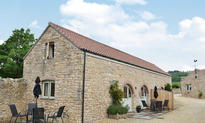 Loxton Cottage | 2 bedroom accommodation in Shiplate, Bleadon
