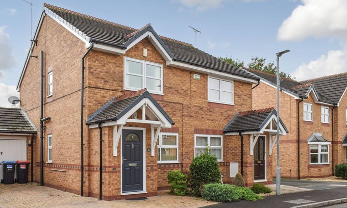 Hoole Cottage | 2 bedroom accommodation in Hoole, near Chester
