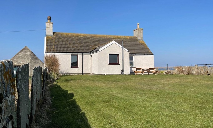 Hunspow Cottage | 2 bedroom accommodation in Canisbay, near Thurso