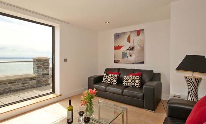Saunton Apartment | 2 bedroom accommodation in Saunton