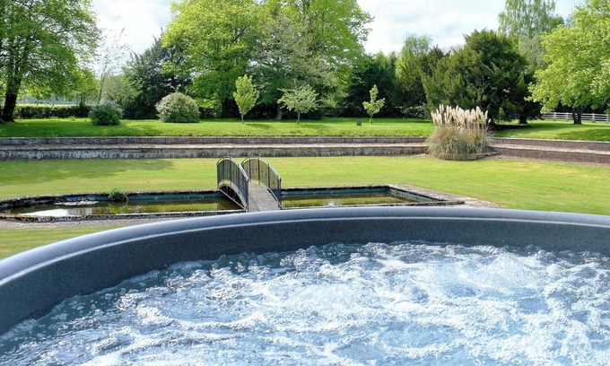 Saint Asaph Cottage | 2 bedroom accommodation in St Asaph