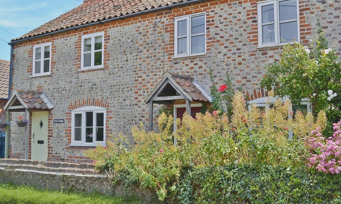 Ingham Cottage | 2 bedroom accommodation in Ingham Corner, near Happisburgh
