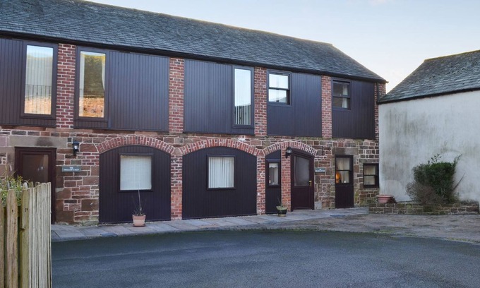 Wigton Cottage | 2 bedroom accommodation in Seaville, near Silloth