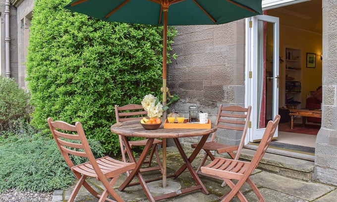 Perth Cottage | 2 bedroom accommodation in Scone, near Perth
