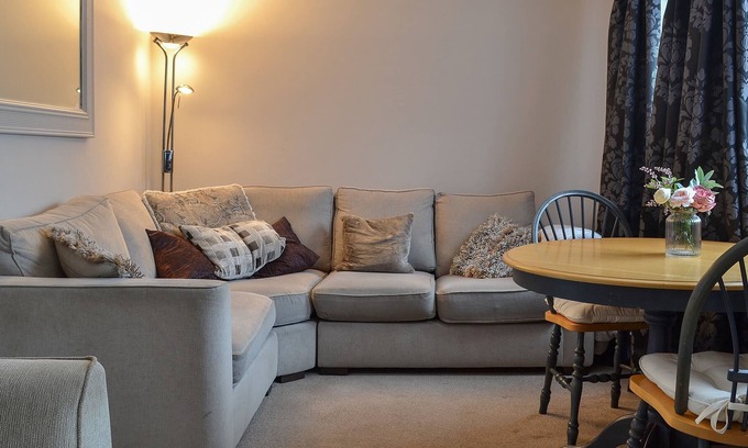 Ely Cottage | 2 bedroom accommodation in Ely