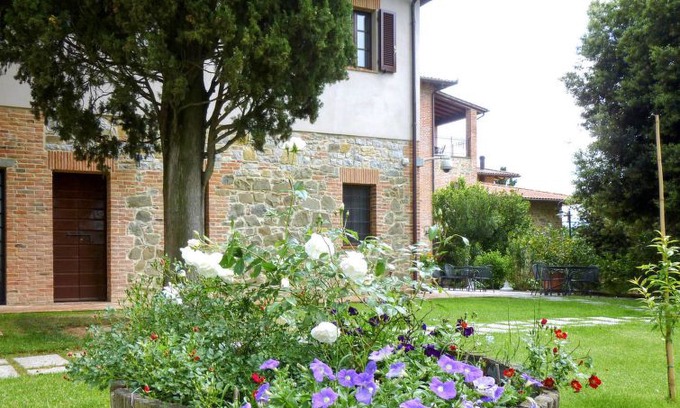 Popoltaio-Schiacciato Apartment | 2 bedroom Apartment, sleeps 5 in Popoltaio-Schiacciato with Air Con and WiFi