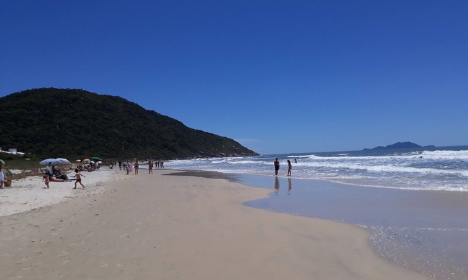 Ingleses Norte Apartment | 2 bedroom apartment in a prime area of Ingleses. 200m from the beach.