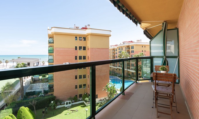 Torremolinos Apartment | 2 bedroom apartment at Bajondillo beach with swimming pool, A/C and WiFi