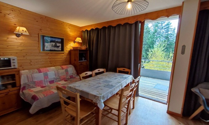 Vaulnaveys-le-Haut Apartment | 2-bedroom apartment in Chamrousse