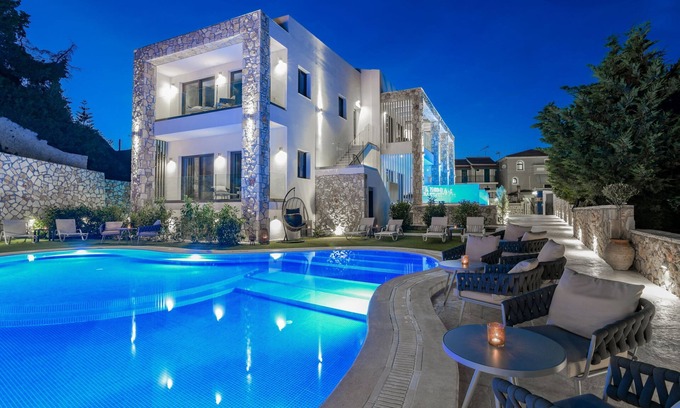 Vasilikos Apartment | 2-Bedroom Apartment with Private Pool - Lagoon Luxury Suites