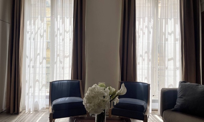 Notre Dame Apartment | 2-bedroom apartment in the heart of Ile Saint-Louis