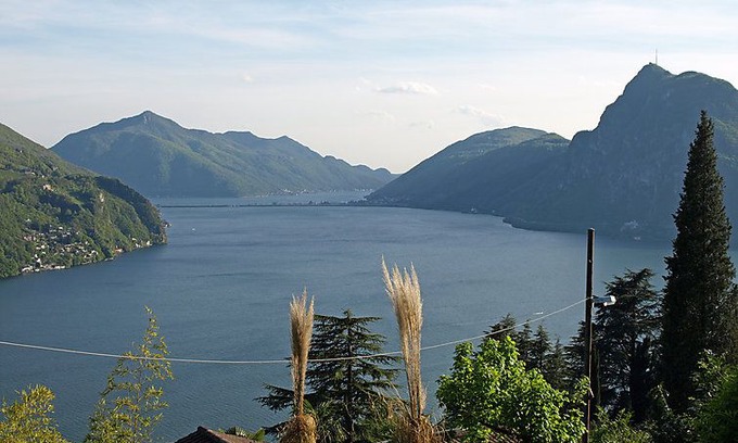 Castagnola Apartment | 2 bedroom Apartment, sleeps 5 in Lugano with WiFi