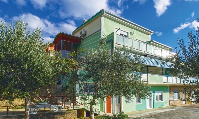 Dugi Rat Apartment | 2 bedroom awesome apartment in Dugi Rat