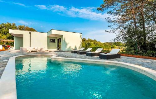 Borik House | 2 Bedroom Awesome Home In Rovinj