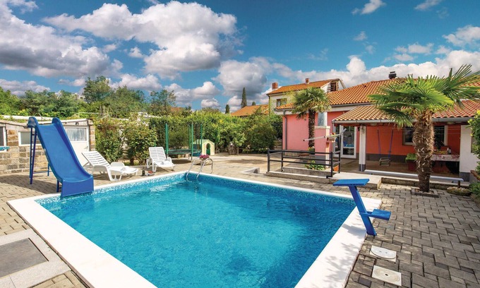 Sarsoni House | 2 bedroom beautiful home in Rijeka