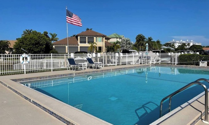 Marco Island Condo | 2-bedroom condo in Olde Marco with AC and pool.