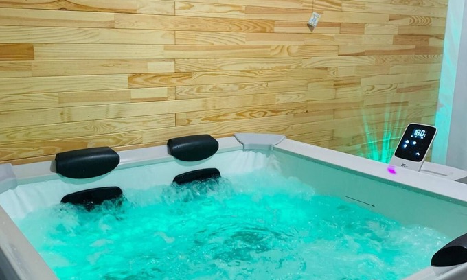 Broons House | 2-bedroom house for 2 to 4 people with jacuzzi