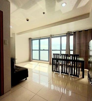 Ermita Apartment | 2 Bedroom in Grand Riviera Suites infront of US Embassy