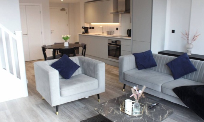 Bordesley Apartment | 2 bedroom modern extravaganza
