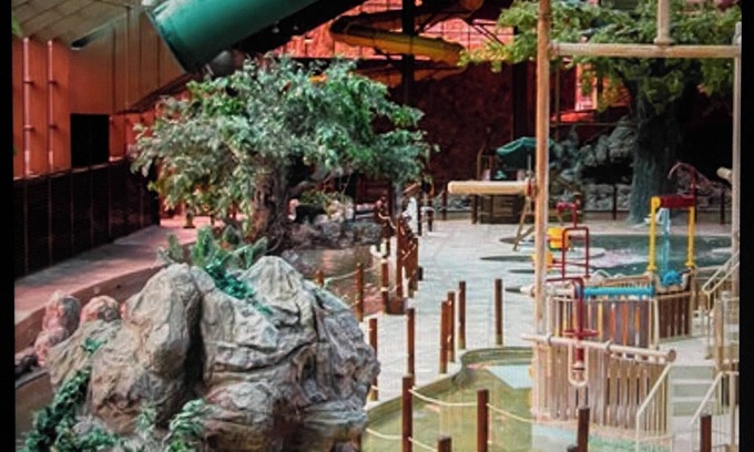 Gatlinburg Resort | 2-bedroom resort in charming Gatlinburg with WiFi, AC