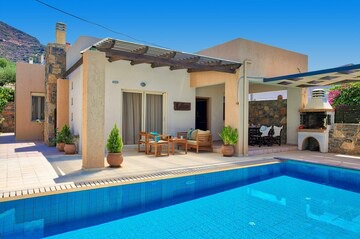 Istron House | 2 bedroom(s) House near Agios Nikolaos