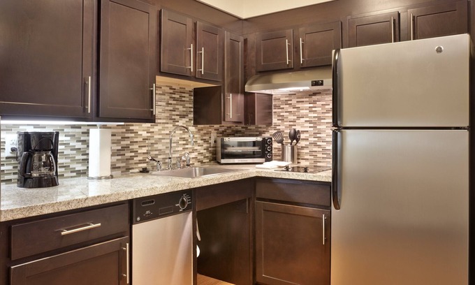 Midvale Condo | 2 Bedroom Suite | Access to a Heated Pool + Hot Tub | Free Breakfast Buffet