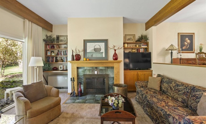Stowe Area Condo | 2 Bedroom Top Notch Townhome - Brookside