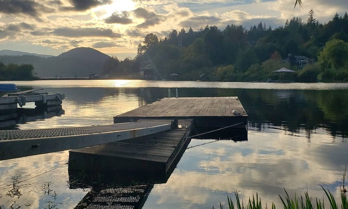 Lake Cowichan House | 2 bedroom waterfront with private dock in downtown Lake Cowichan!