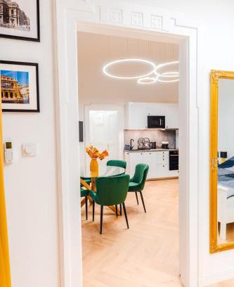 Lagymanyos Apartment | 2 bedrooms and 1 living room Your modern home in Budapest