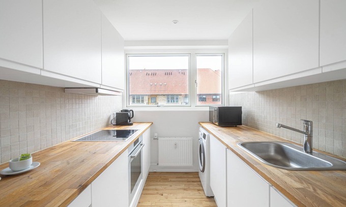 Frederiksberg Apartment | 2-BR apartment in Frederiksberg w/a balcony - 177