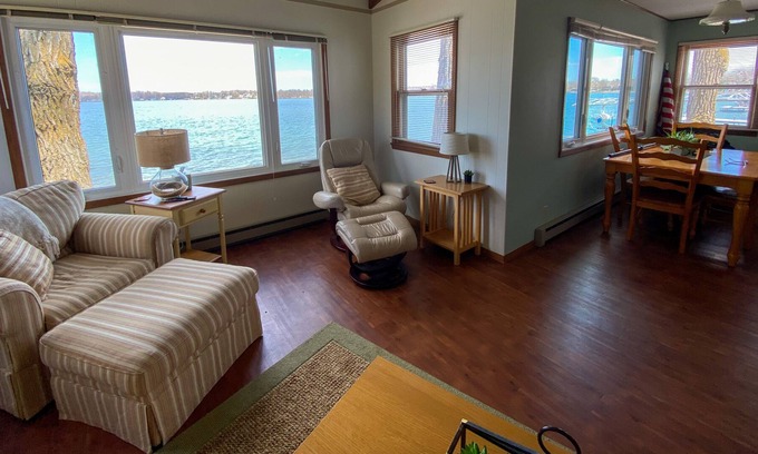 Audubon Cabin | 2 Cabin Waterfront Property on Big Cormorant Lake