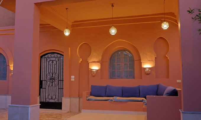 Luxor Apartment | 2 desert Apartments with On-Site Dining, Tours, Pool