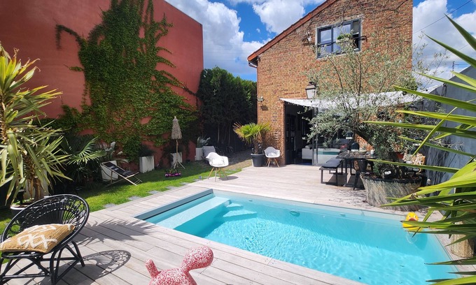 Colombes House | 2 large houses with swimming pool 3km from Paris Champs Elysées near Olympic Games 2024
