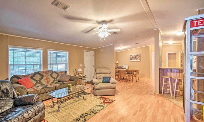 Homosassa House | < 2 Mi to River: Home w/Fire Pit in Homosassa