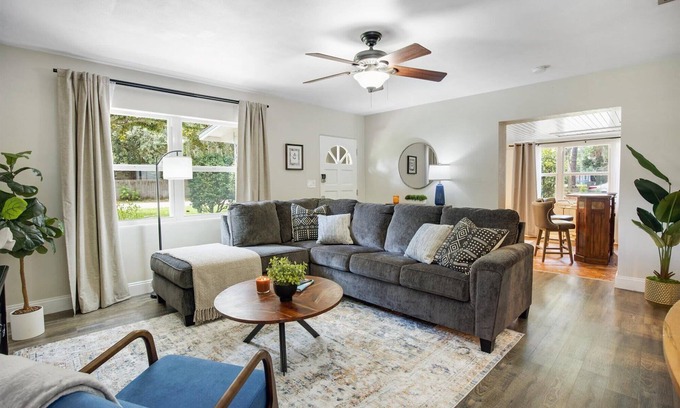 Gainesville House | 2 Miles to UF & DT - Pergola, Fire Pit, Game Room