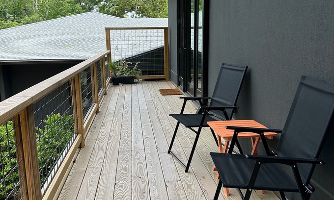 Wilmington Apartment | 2 min to Trails End boat ramp & park - Welcome to Villa Nova 2 bedroom apartment