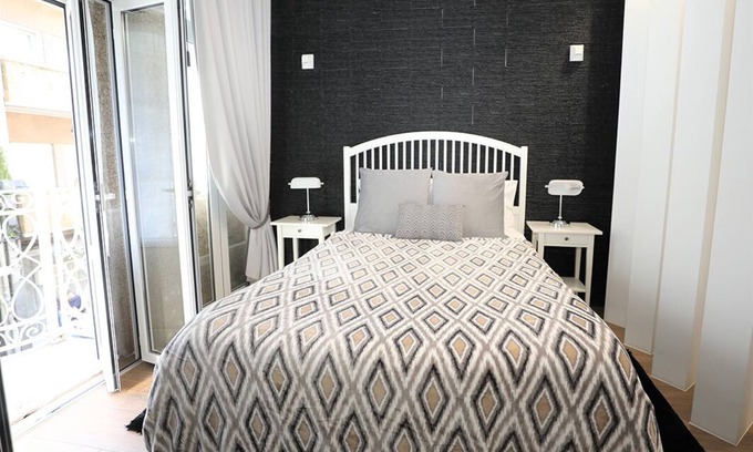 Bonfim Apartment | 2 minutes from the city center. Luxury apartment with balcony and Wi-Fi
