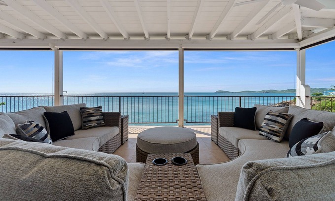 Estate Frenchman Bay Villa | 2 oceanfront suites with water access! Solar/batt